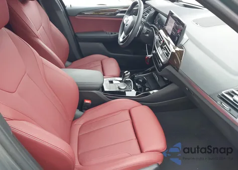 2024 BMW X3 xDrive30I z USA, uszkodzony, nr VIN WBX57DP02RN313696